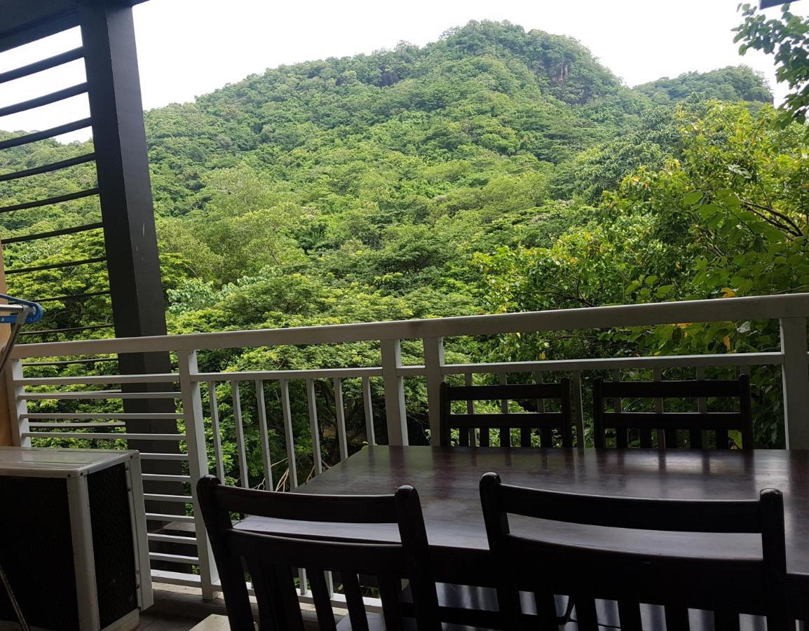 Pico De Loro Staycation 纳苏格布 外观 照片