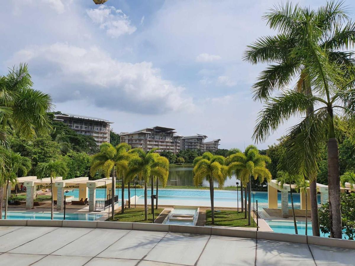 Pico De Loro Staycation 纳苏格布 外观 照片
